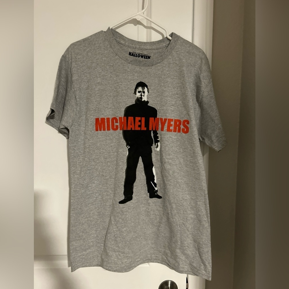 Michael Myers Men’s Medium Halloween Tshirt Gray